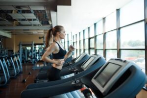 Lire la suite à propos de l’article Perte de poids : pourquoi ne faire que du cardio est une fausse bonne idée ?